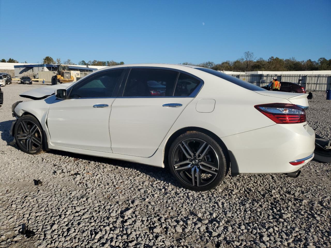 2017 Honda Accord VIN 1HGCR2F10HA236377 Copart auction photo, front end damage thumbnail 2