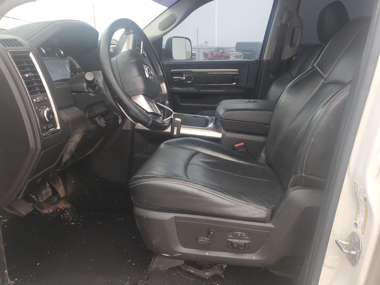 2018 RAM 2500 VIN 3C6UR5FL4JG405241 Copart auction photo, front end damage thumbnail 7
