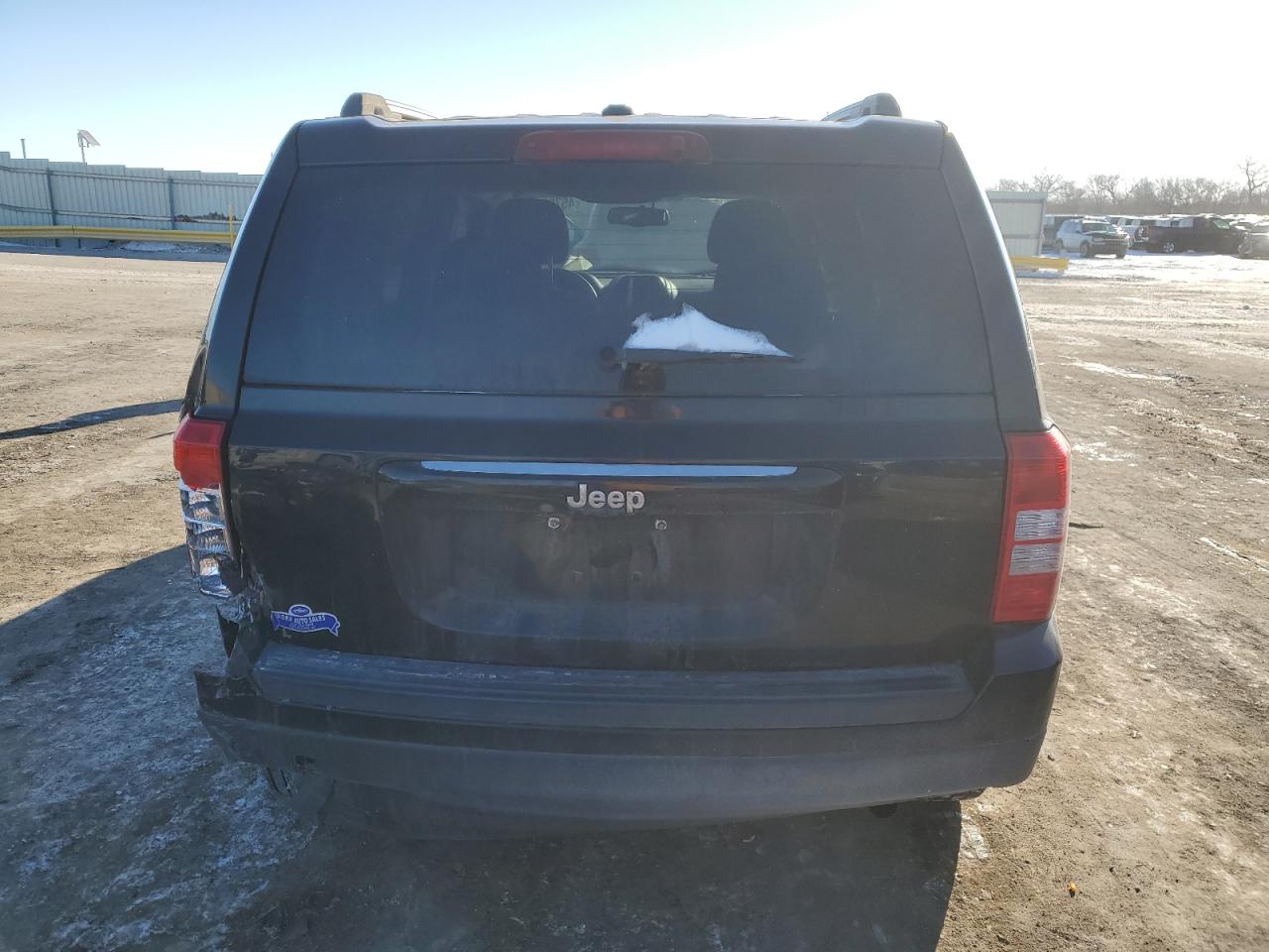 2017 Jeep Liberty (Patriot) VIN 1C4NJPBA0HD201256 Copart auction photo, rear end damage thumbnail 6