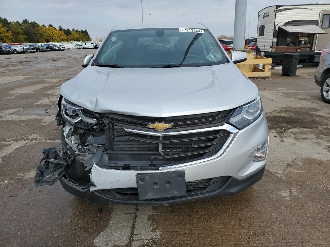 2018 Chevrolet Equinox VIN 2GNAXJEV5J6110973 Copart auction photo, front end / minor dent/scratches damage thumbnail 5