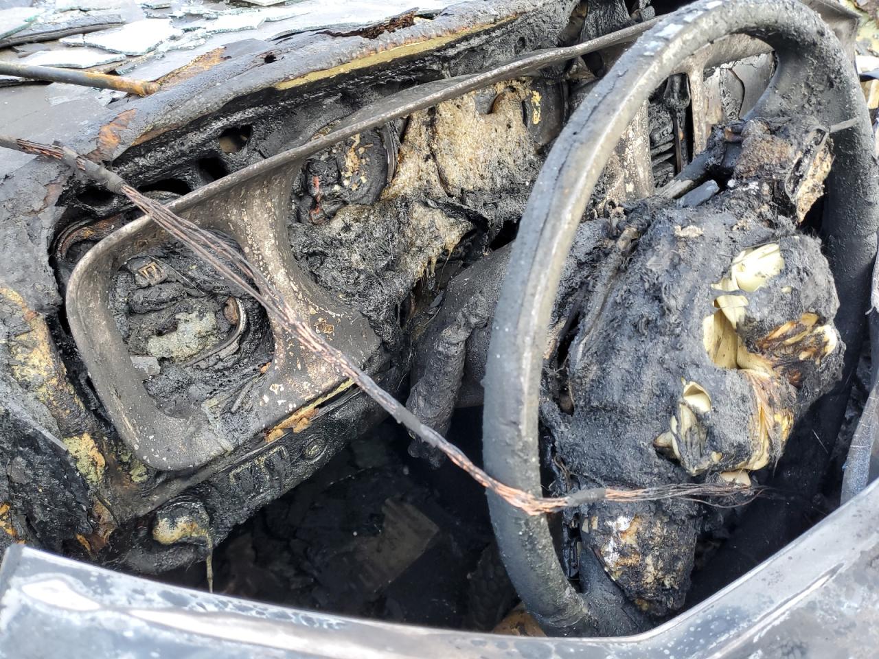 2012 Dodge Charger VIN 2C3CDXDT1CH104323 Copart auction photo, burn / burn - interior damage thumbnail 9