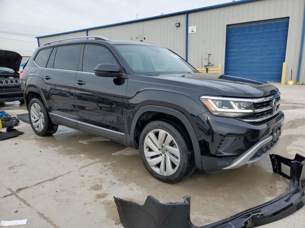 2021 Volkswagen Atlas VIN 1V2ER2CAXMC520169 Copart auction photo, rear end damage thumbnail 4