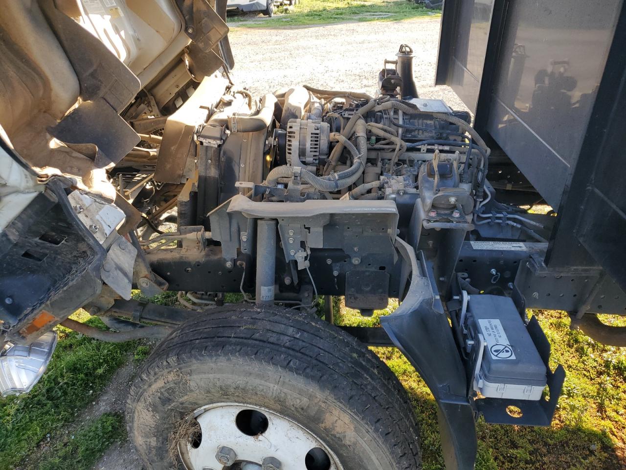 2017 Isuzu NPR VIN 54DB4W1B6HS804590 Copart auction photo, front end / side damage thumbnail 12