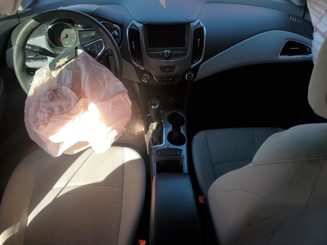 2019 Chevrolet Cruze VIN 1G1BC5SM0K7142381 Copart auction photo, front end / rear end damage thumbnail 8