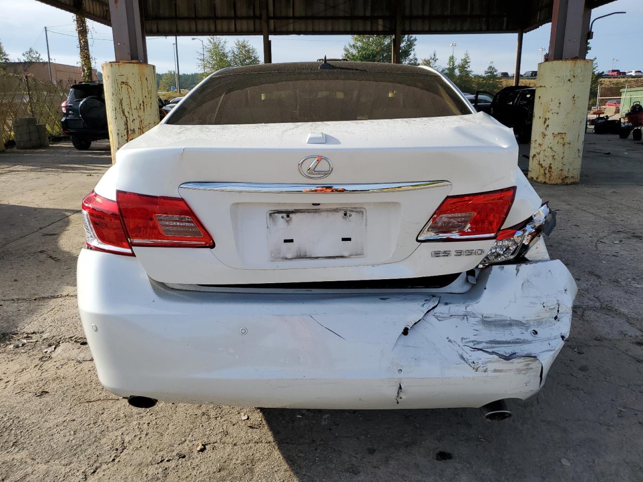 2011 Lexus ES VIN JTHBK1EG2B2415342 Copart auction photo, rear end / minor dent/scratches damage thumbnail 6