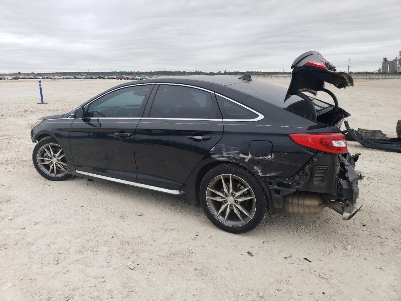 2017 Hyundai Sonata VIN 5NPE34AB4HH584387 Copart auction photo, all over damage thumbnail 2