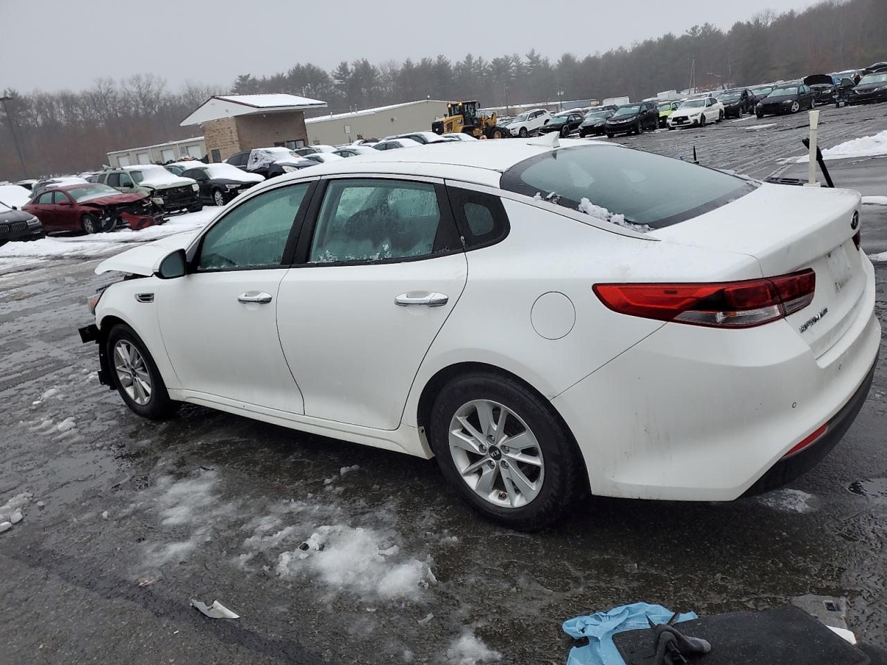 2018 KIA Optima VIN KNAGT4L33J5235805 Copart auction photo, front end / minor dent/scratches damage thumbnail 2