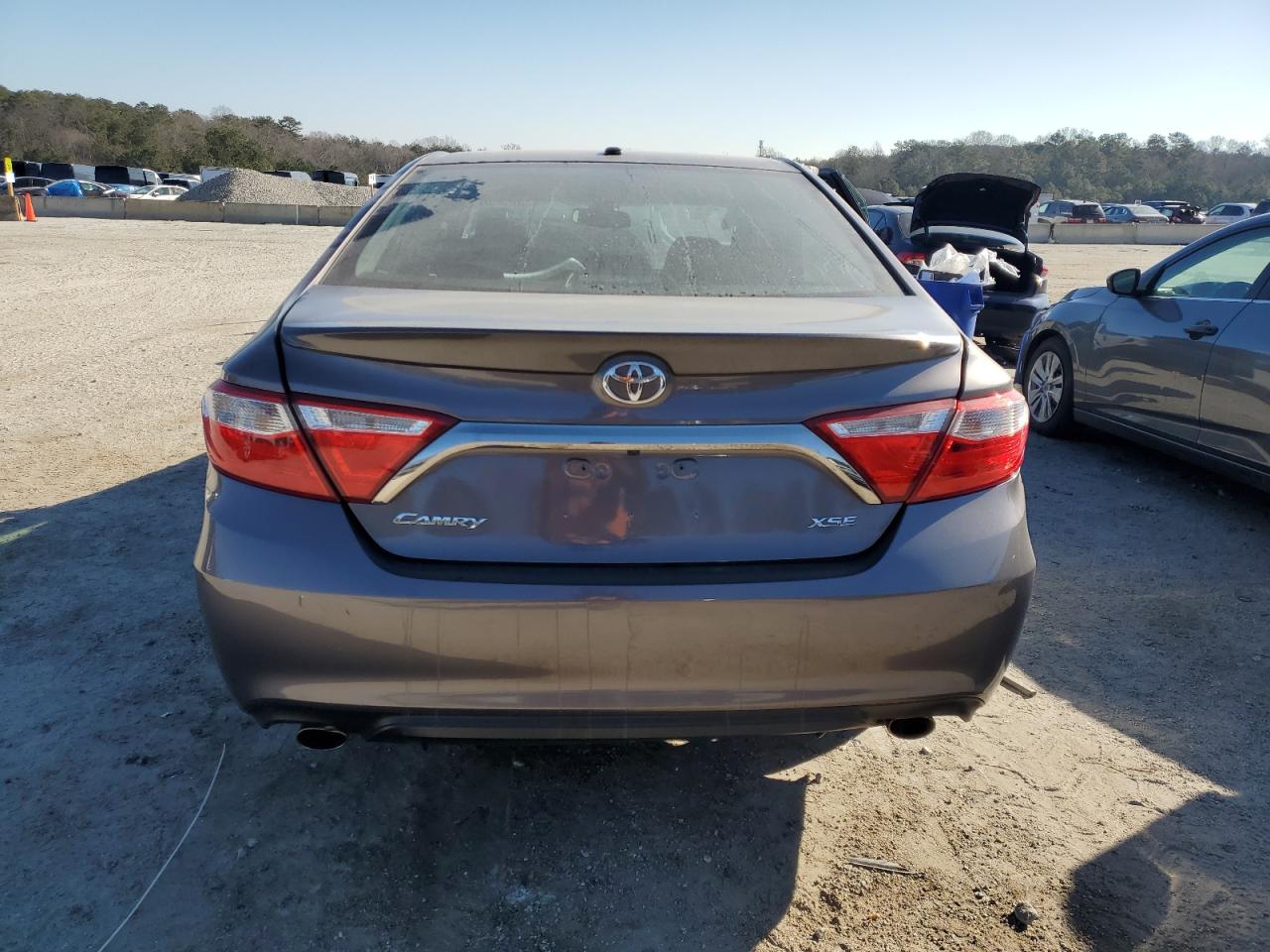 2017 Toyota Camry VIN 4T1BK1FK5HU579973 Copart auction photo, side damage thumbnail 6