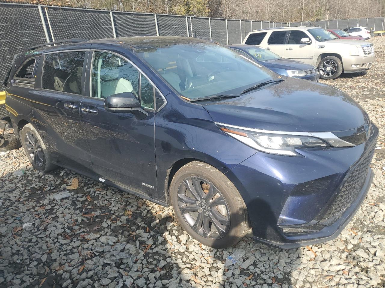 2021 Toyota Sienna VIN 5TDXRKEC0MS050838 Copart auction photo, rear end damage thumbnail 4