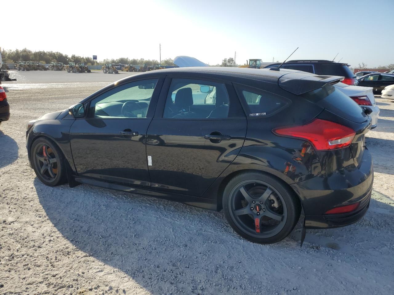2017 Ford Focus VIN 1FADP3L96HL277132 Copart auction photo, water/flood damage thumbnail 2