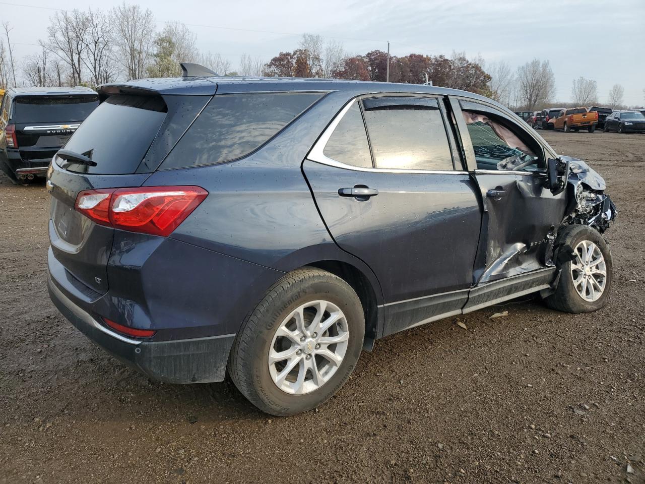 2019 Chevrolet Equinox VIN 3GNAXKEV4KS514792 Copart auction photo, front end / side damage thumbnail 3
