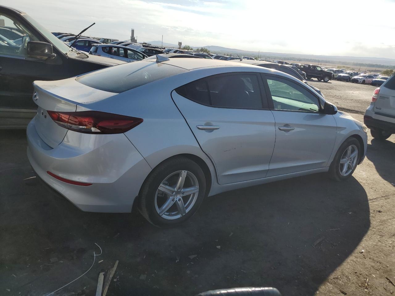 2018 Hyundai Elantra VIN KMHD84LF5JU512330 Copart auction photo, vandalism damage thumbnail 3