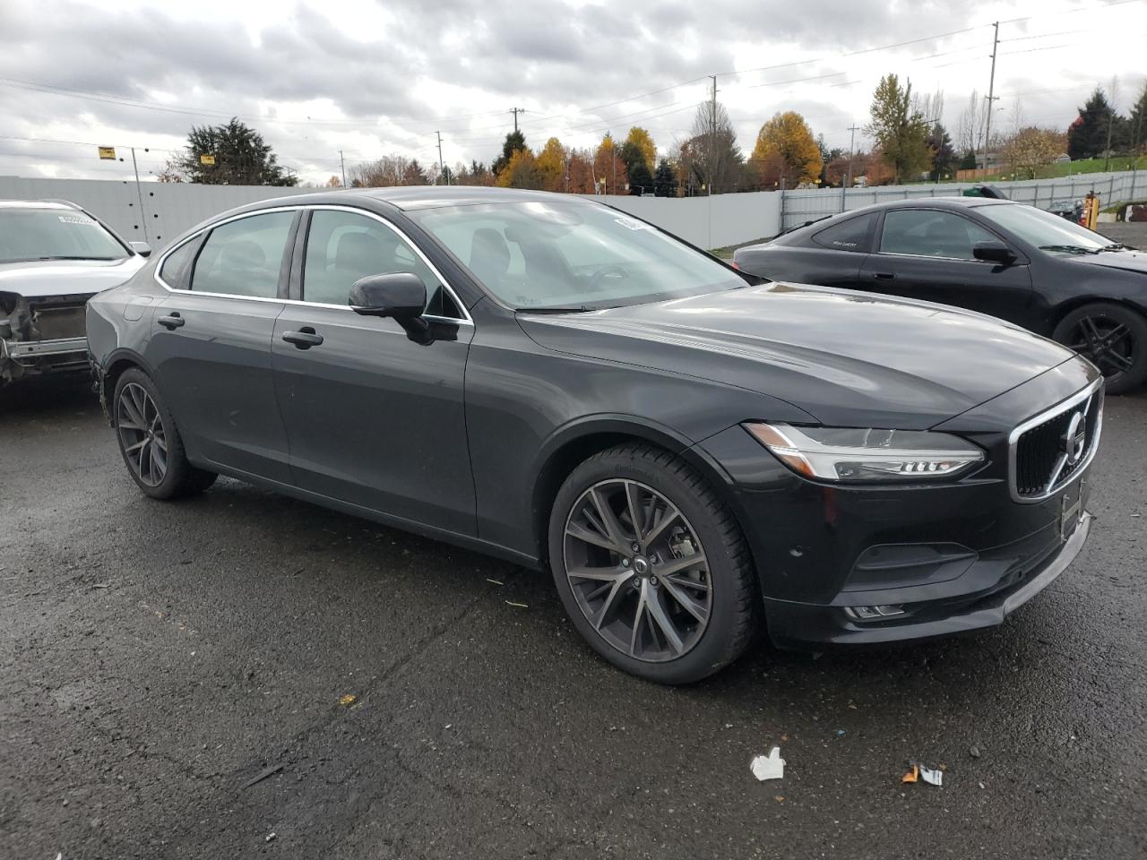 2018 Volvo S90 VIN LVY982MK8JP037077 Copart auction photo, rear end damage thumbnail 4