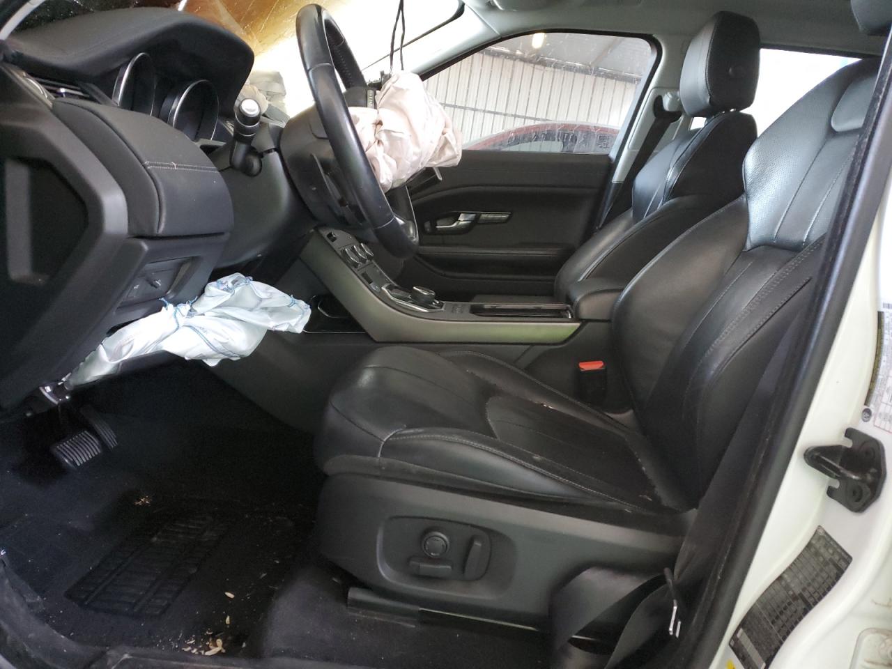 2018 Land Rover Range Rover VIN SALVP2RX2JH321899 Copart auction photo, burn damage thumbnail 7