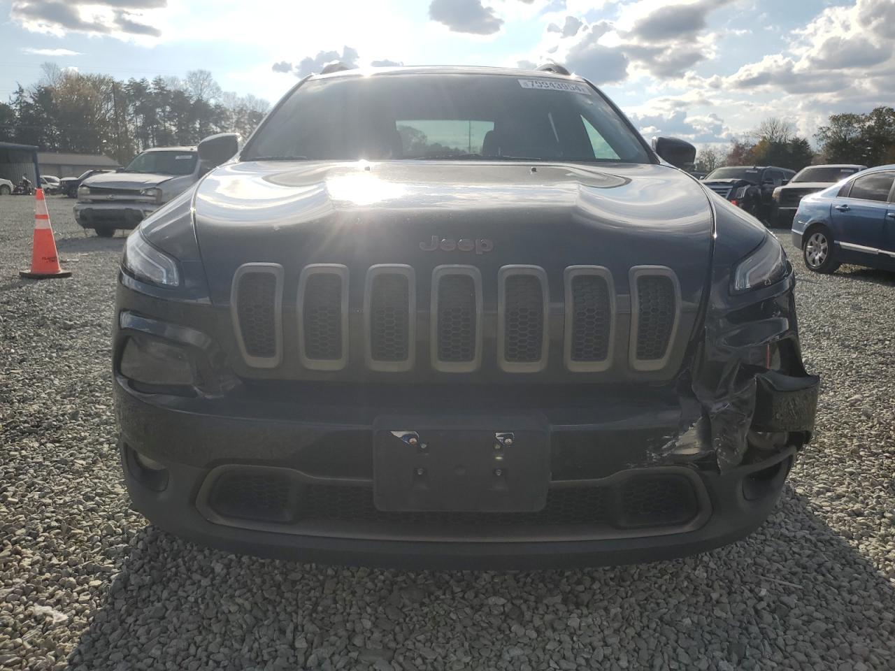 2016 Jeep Grand Cherokee VIN 1C4PJLCSXGW256731 Copart auction photo, all over damage thumbnail 5