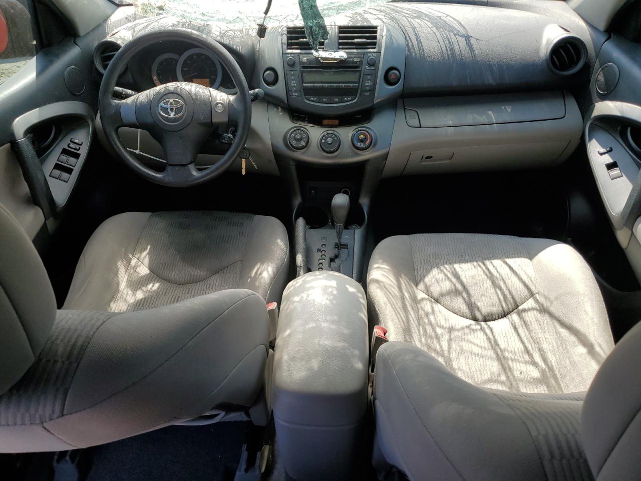 2011 Toyota RAV 4 VIN 2T3ZF4DV4BW093316 Copart auction photo, top/roof / front end damage thumbnail 8