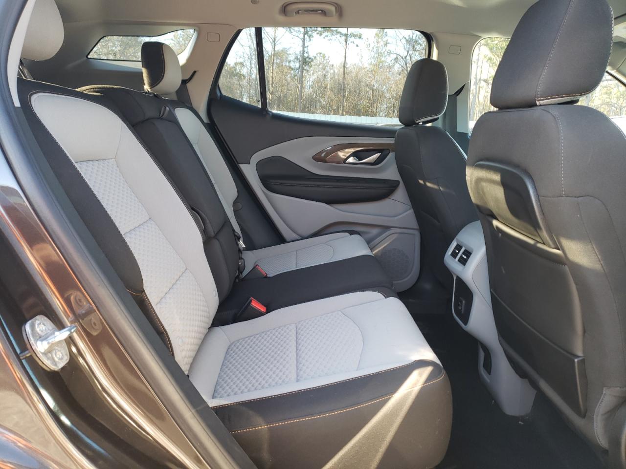 2020 GMC Terrain VIN 3GKALMEV8LL160159 Copart auction photo, front end / top/roof damage thumbnail 11