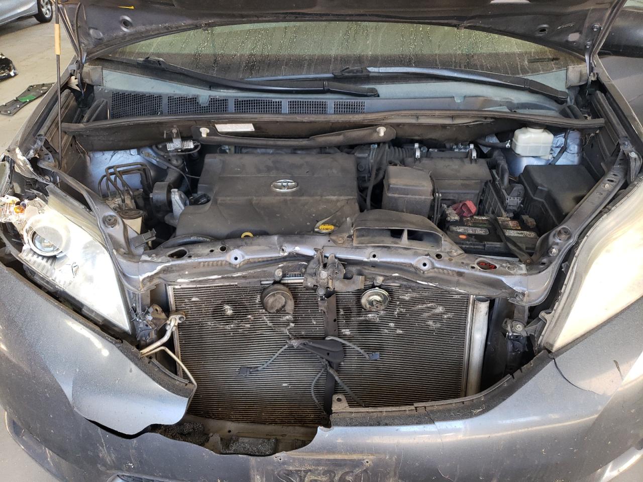 2014 Toyota Sienna VIN 5TDZK3DC4ES473640 Copart auction photo, front end damage thumbnail 12