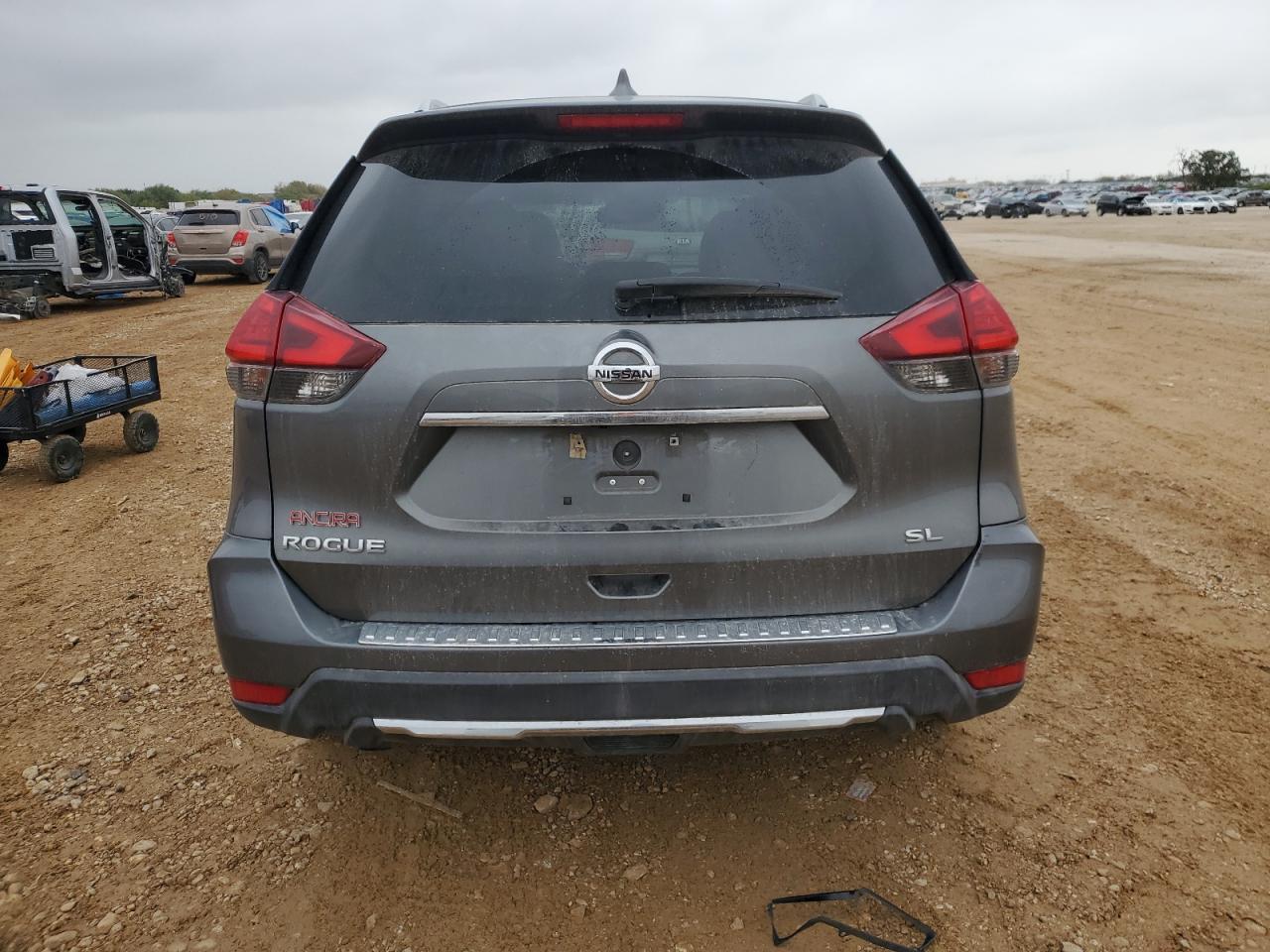 2017 Nissan Rogue VIN 5N1AT2MT0HC864368 Copart auction photo, front end damage thumbnail 6
