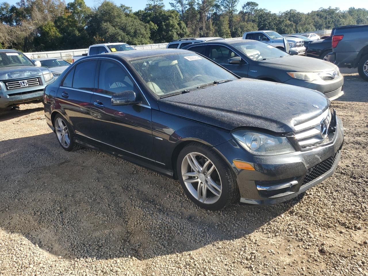 2012 Mercedes-Benz C-klasse VIN WDDGF4HB1CR206881 Copart auction photo, front end damage thumbnail 4