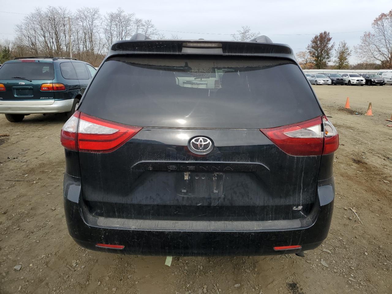 2016 Toyota Sienna VIN 5TDKK3DCXGS718803 Copart auction photo, side damage thumbnail 6