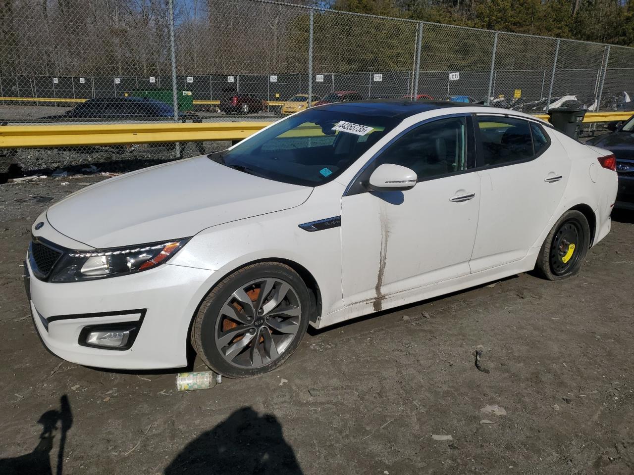 2015 KIA Optima VIN 5XXGR4A69FG375214