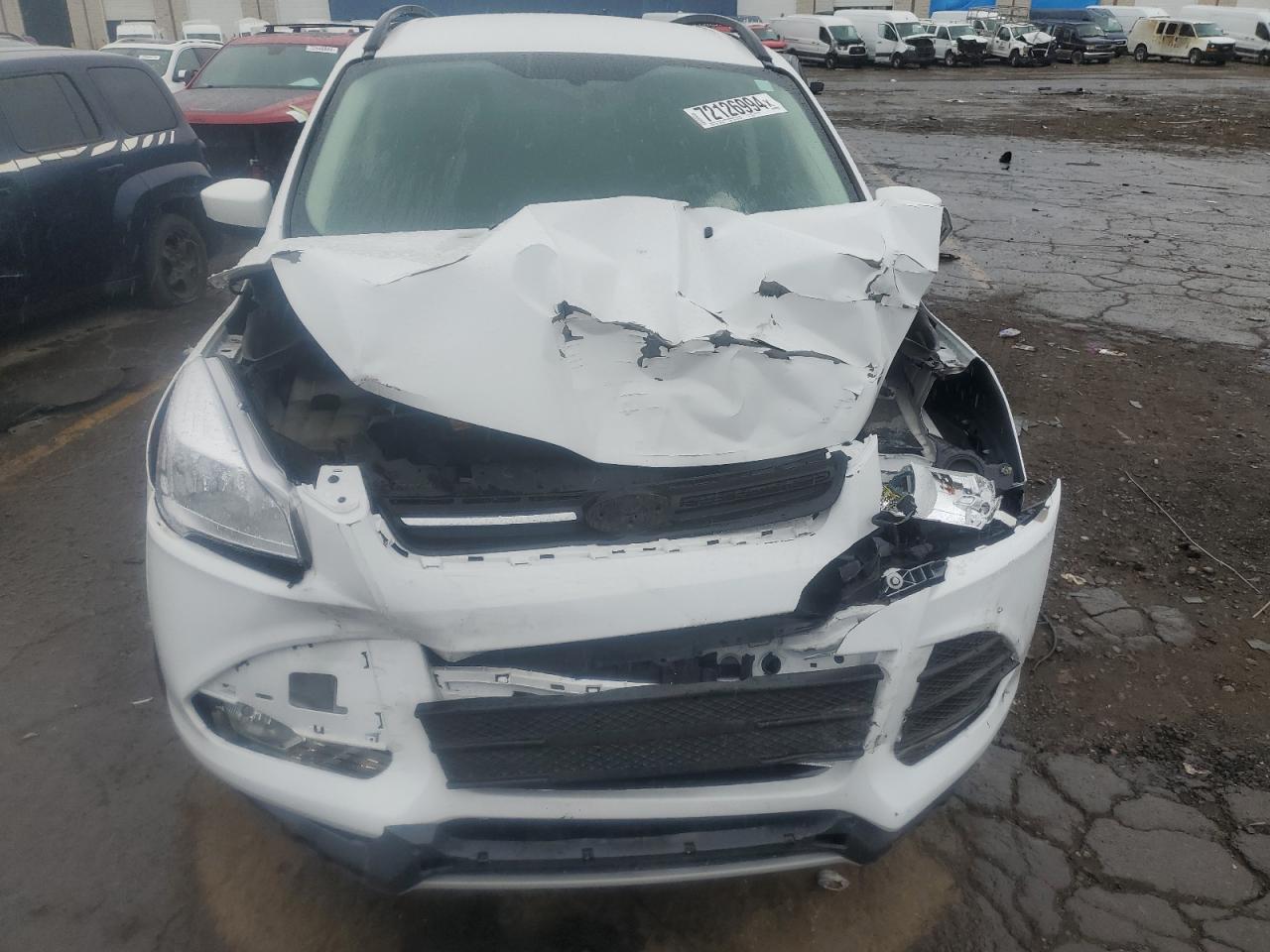 2016 Ford Escape VIN 1FMCU9GX5GUC56657 Copart auction photo, front end damage thumbnail 5