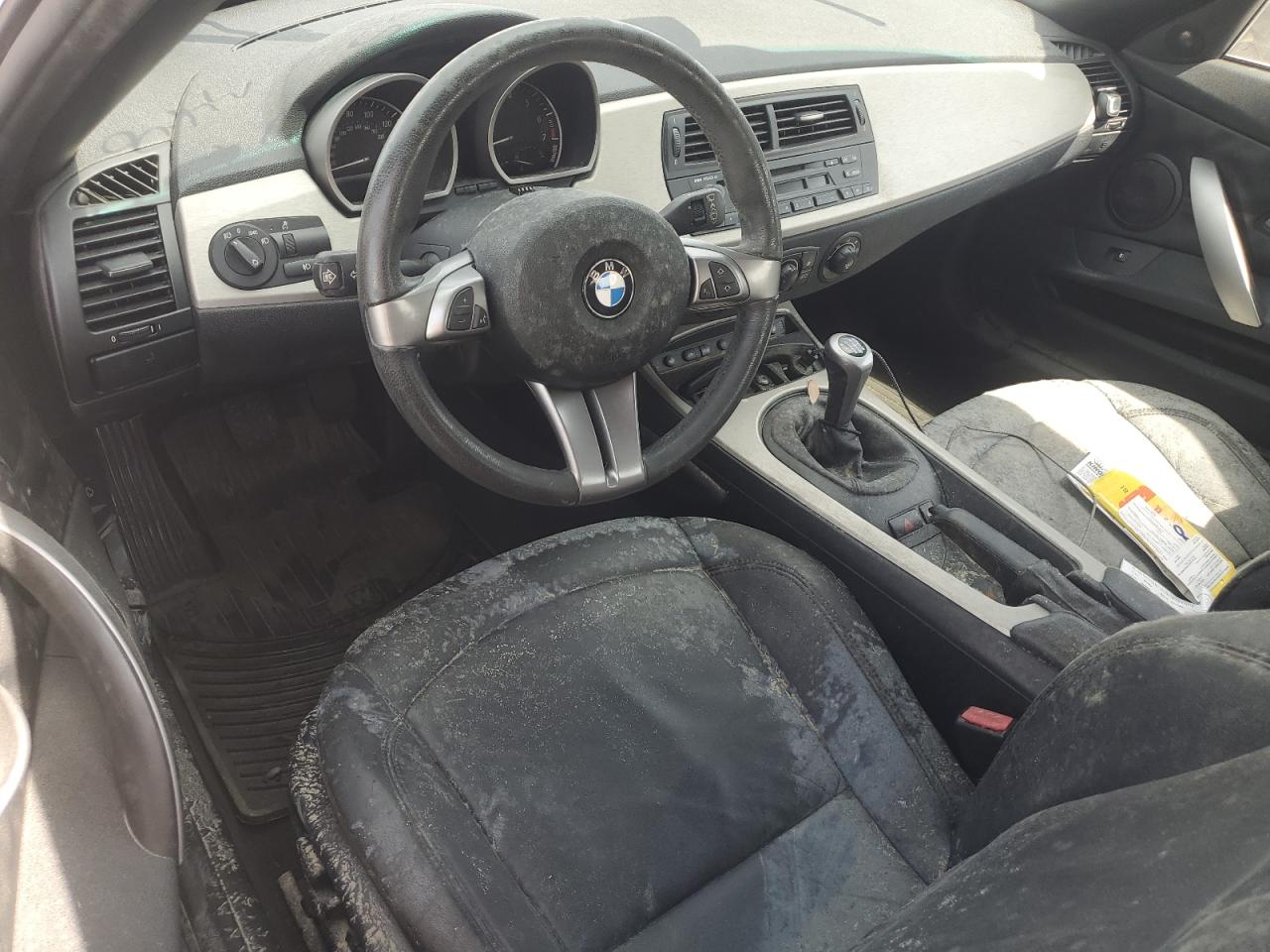 2005 BMW Z4 VIN 4USBT53505LT28927 Copart auction photo, water/flood damage thumbnail 8