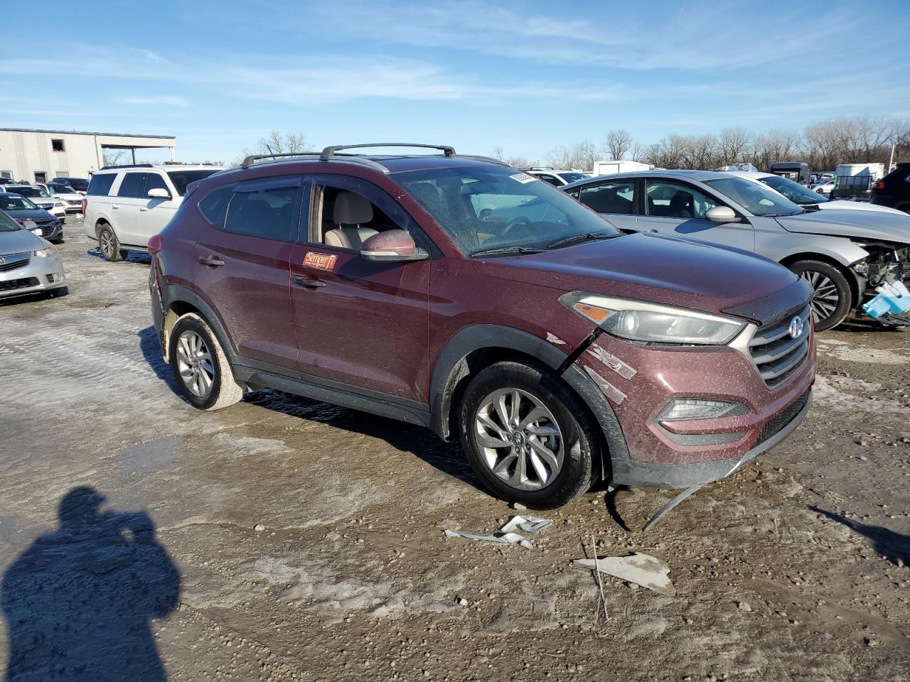 2016 Hyundai Tucson VIN KM8J33A29GU138440 Copart auction photo, normal wear / all over damage thumbnail 4