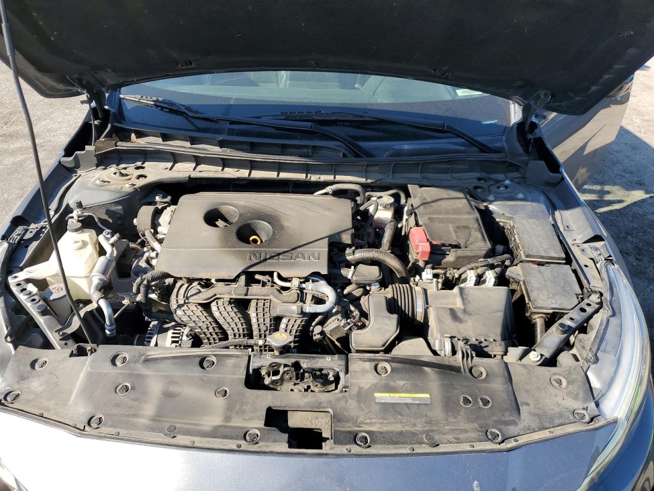 2019 Nissan Altima VIN 1N4BL4CV6KC163192 Copart auction photo, side / minor dent/scratches damage thumbnail 13
