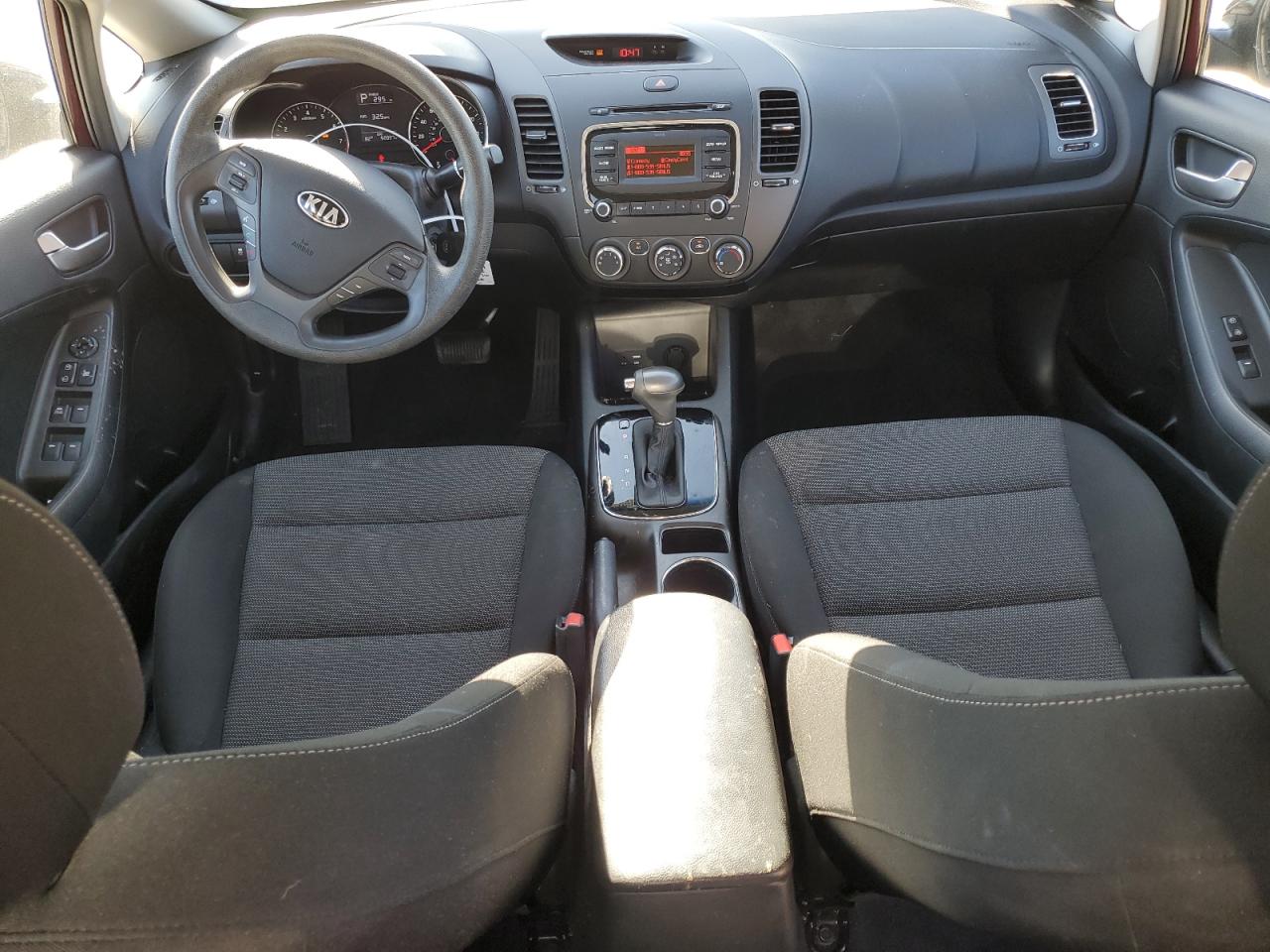 2017 KIA Forte VIN 3KPFK4A75HE046207 Copart auction photo, front end / side damage thumbnail 8
