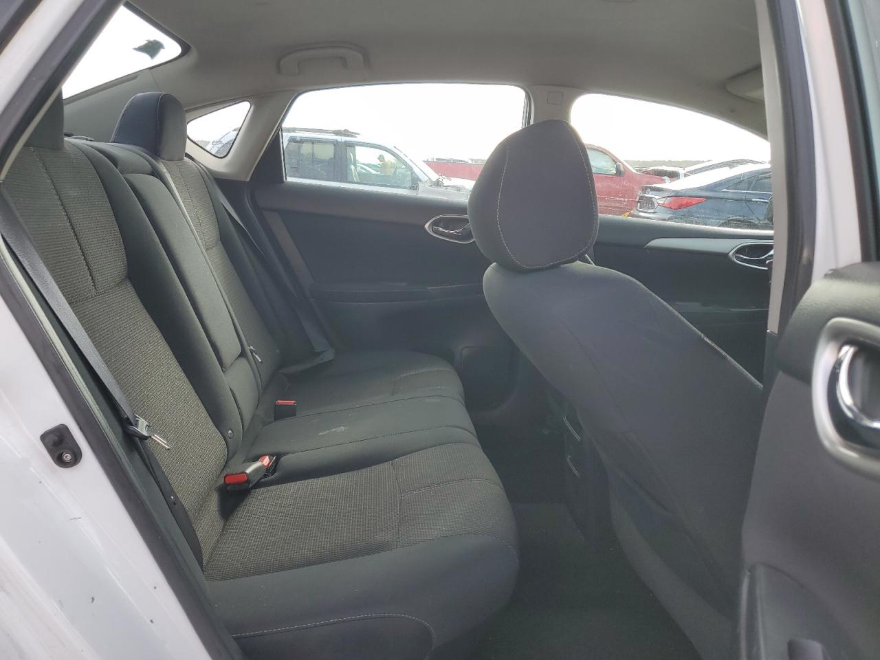2015 Nissan Sentra VIN 3N1AB7APXFY217253 Copart auction photo, front end damage thumbnail 10