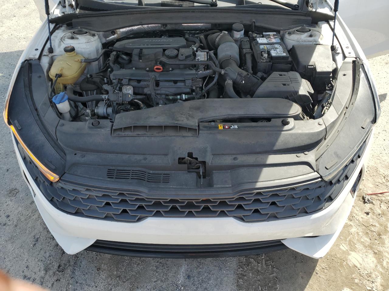 2022 KIA K5 VIN 5XXG14J29NG106083 Copart auction photo, rear end damage thumbnail 11