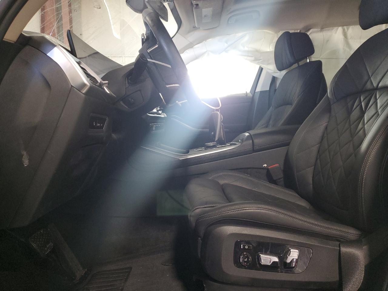 2024 BMW X7 VIN 5UX23EM04R9S48041 Copart auction photo, rollover damage thumbnail 7