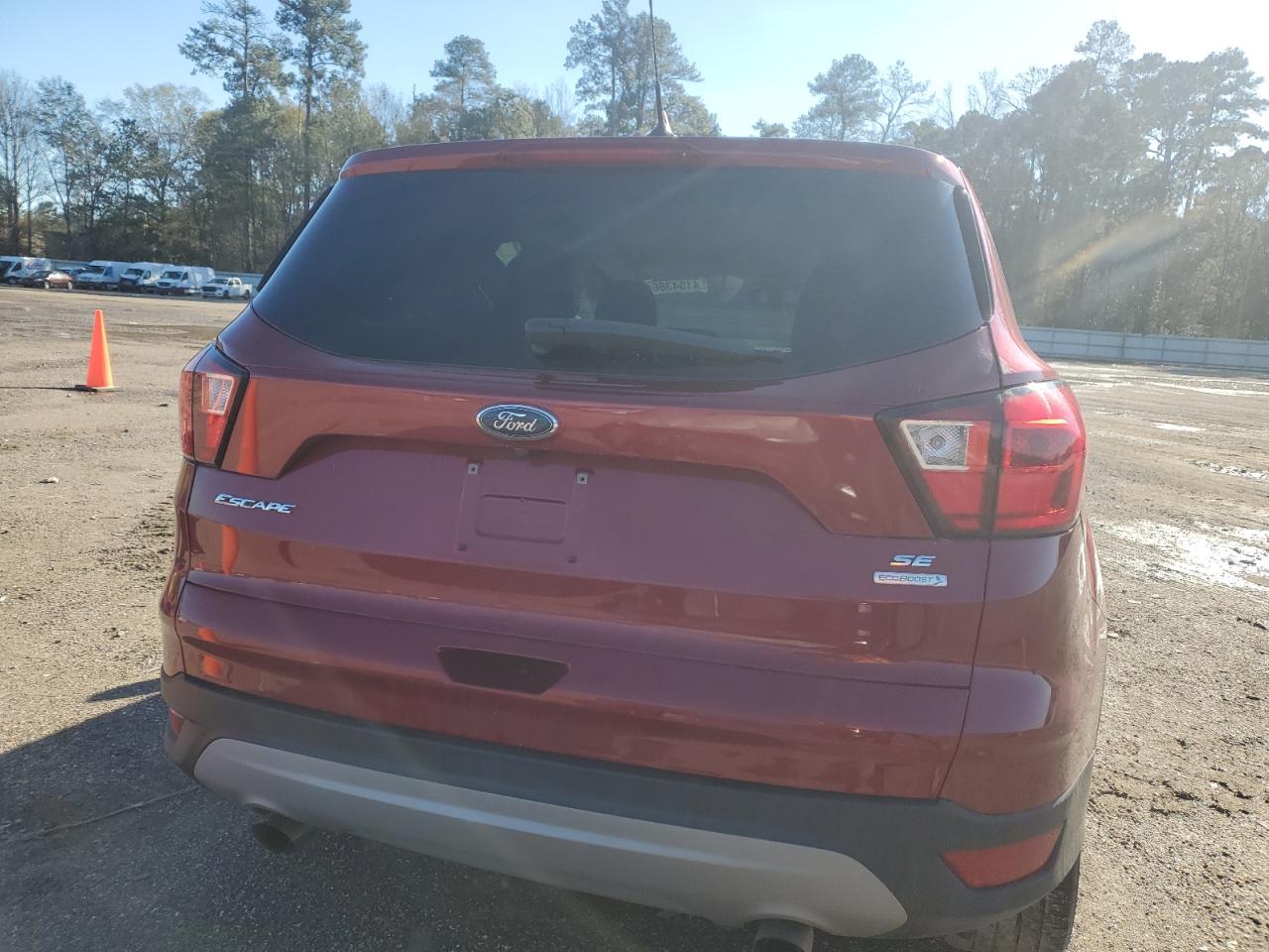 2019 Ford Escape VIN 1FMCU0GD6KUB46789 Copart auction photo, all over damage thumbnail 6
