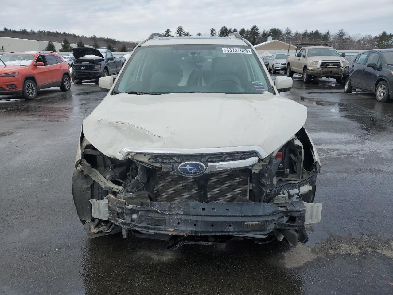 2018 Subaru Forester VIN JF2SJARC6JH450233 Copart auction photo, front end damage thumbnail 5