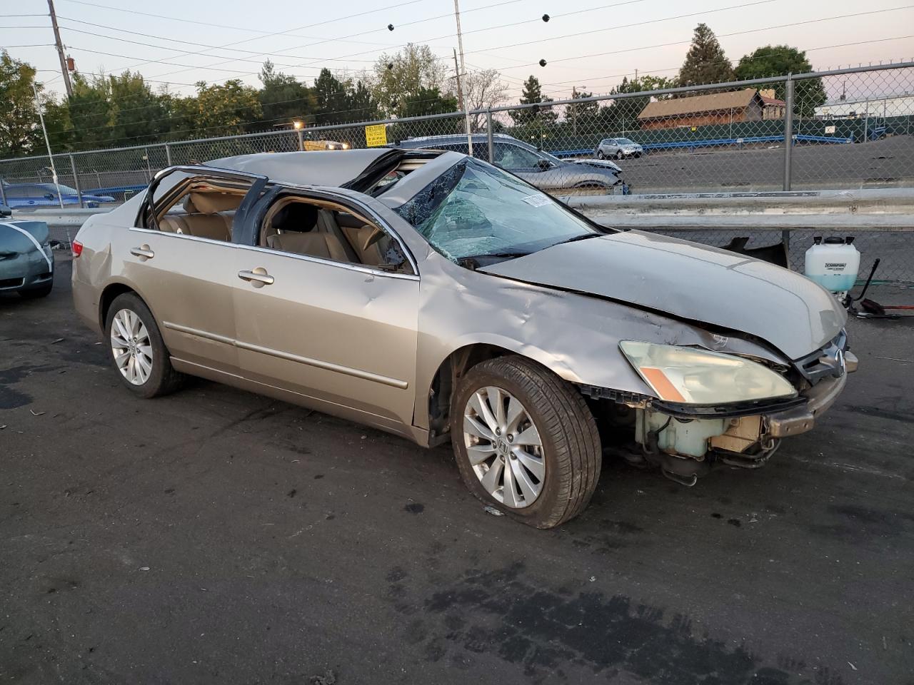 2004 Honda Accord VIN 1HGCM66544A051784 Copart auction photo, rollover damage thumbnail 4