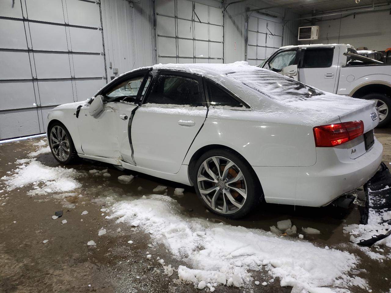 2014 Audi A6 VIN WAUFGAFC2EN058003 Copart auction photo, side / rear end damage thumbnail 2