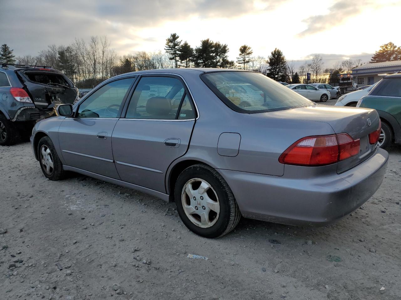 2000 Honda Accord VIN JHMCG6682YC034183 Copart auction photo, side / top/roof damage thumbnail 2