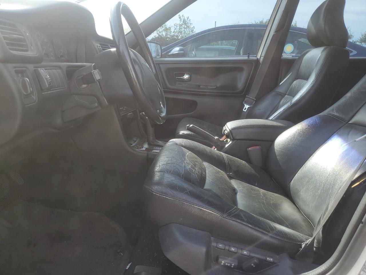 2000 Volvo V70 VIN YV1LW61J5Y2731717 Copart auction photo, rear end / mechanical damage thumbnail 7