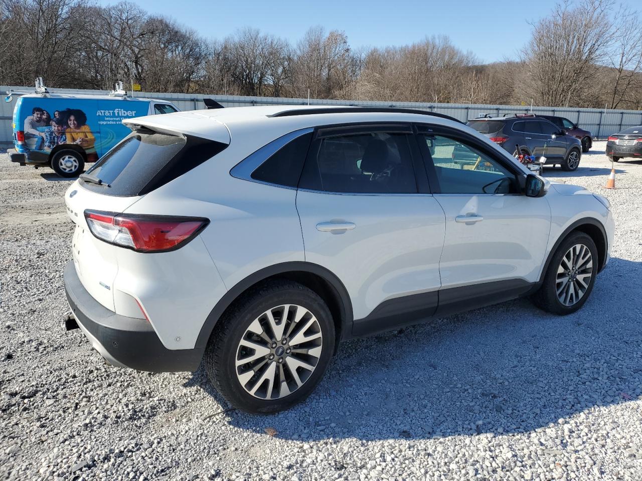 2020 Ford Escape VIN 1FMCU9J94LUB16023 Copart auction photo, front end damage thumbnail 3