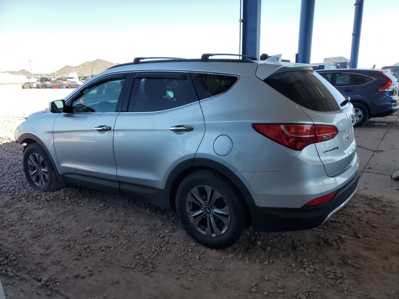 2015 Hyundai Santa Fe VIN 5XYZU3LB4FG266344 Copart auction photo, front end / side damage thumbnail 2