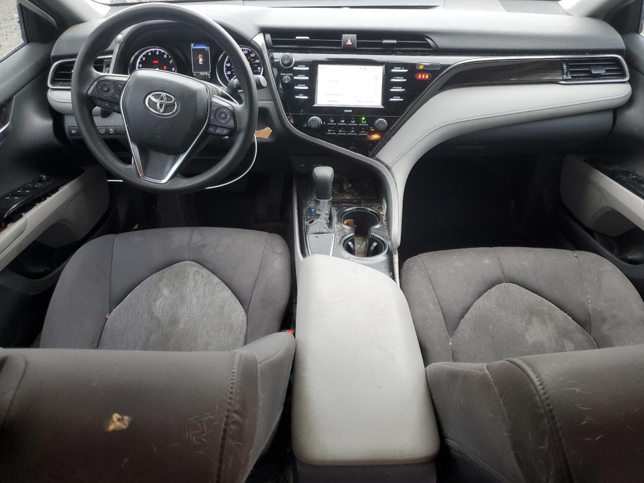 2020 Toyota Camry VIN 4T1C11AKXLU980944 Copart auction photo, side / front end damage thumbnail 8