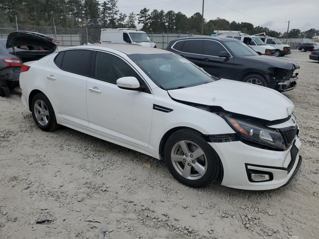 2015 KIA Optima VIN 5XXGM4A73FG388306 Copart auction photo, front end damage thumbnail 4
