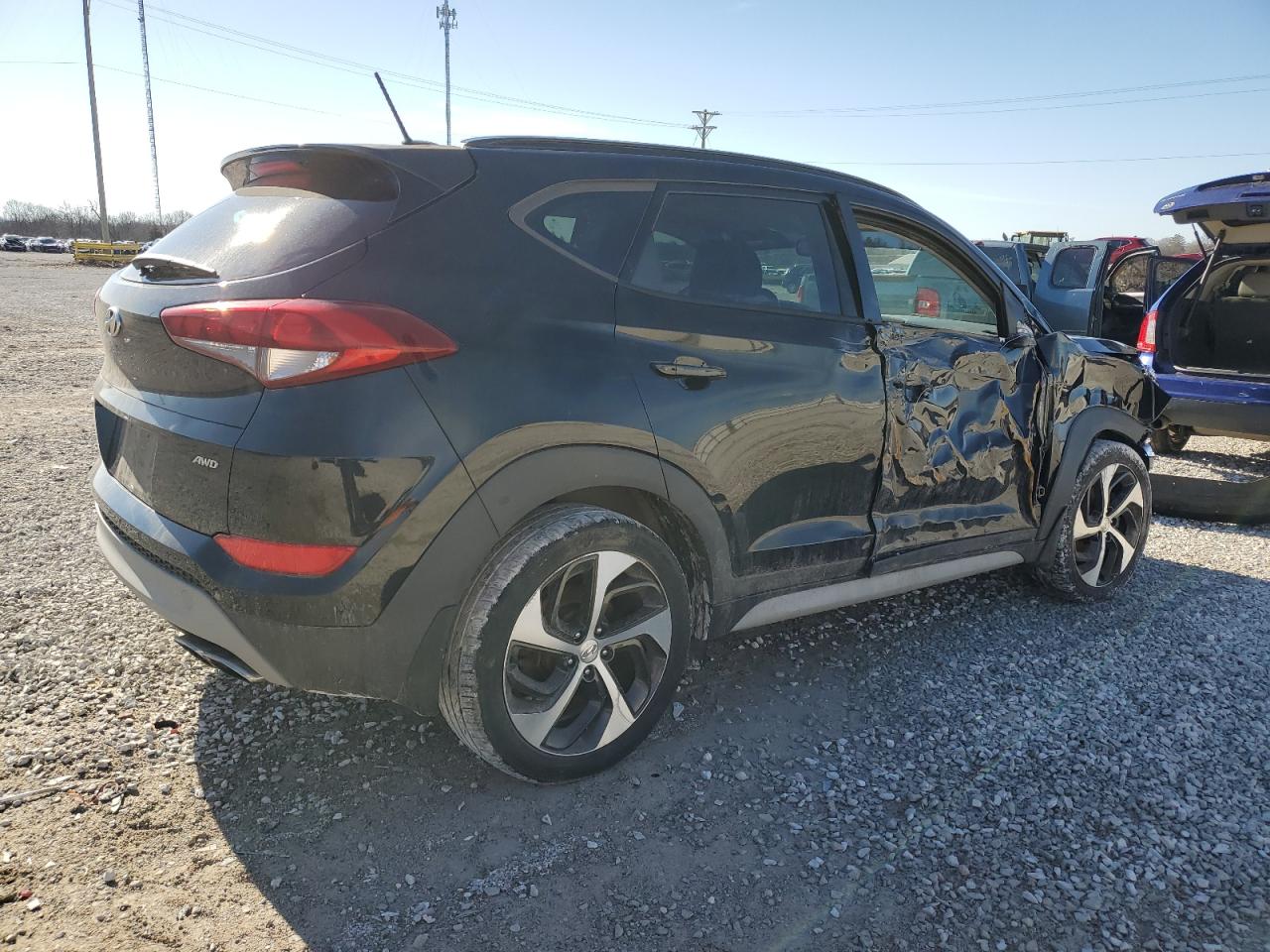 2017 Hyundai Tucson VIN KM8J3CA26HU572946 Copart auction photo, side / front end damage thumbnail 3