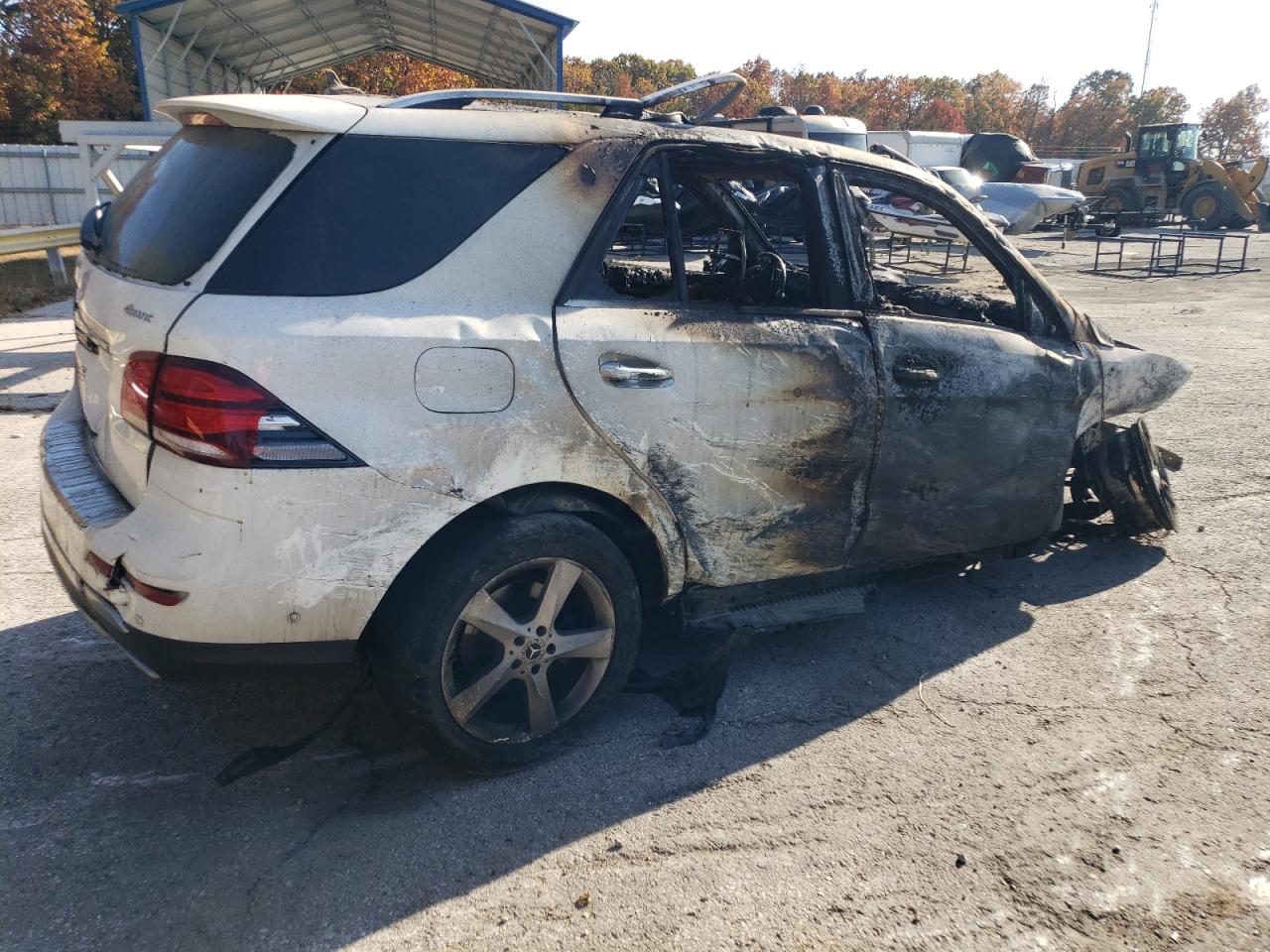 2017 Mercedes-Benz GLE VIN 4JGDA5HB5HA978965 Copart auction photo, burn damage thumbnail 3