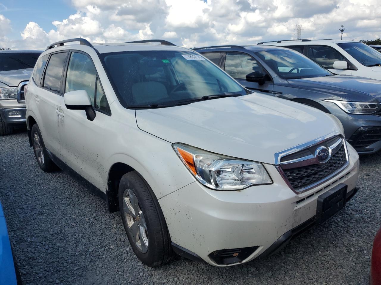 2015 Subaru Forester VIN JF2SJADC9FH402630 Copart auction photo, water/flood damage thumbnail 4