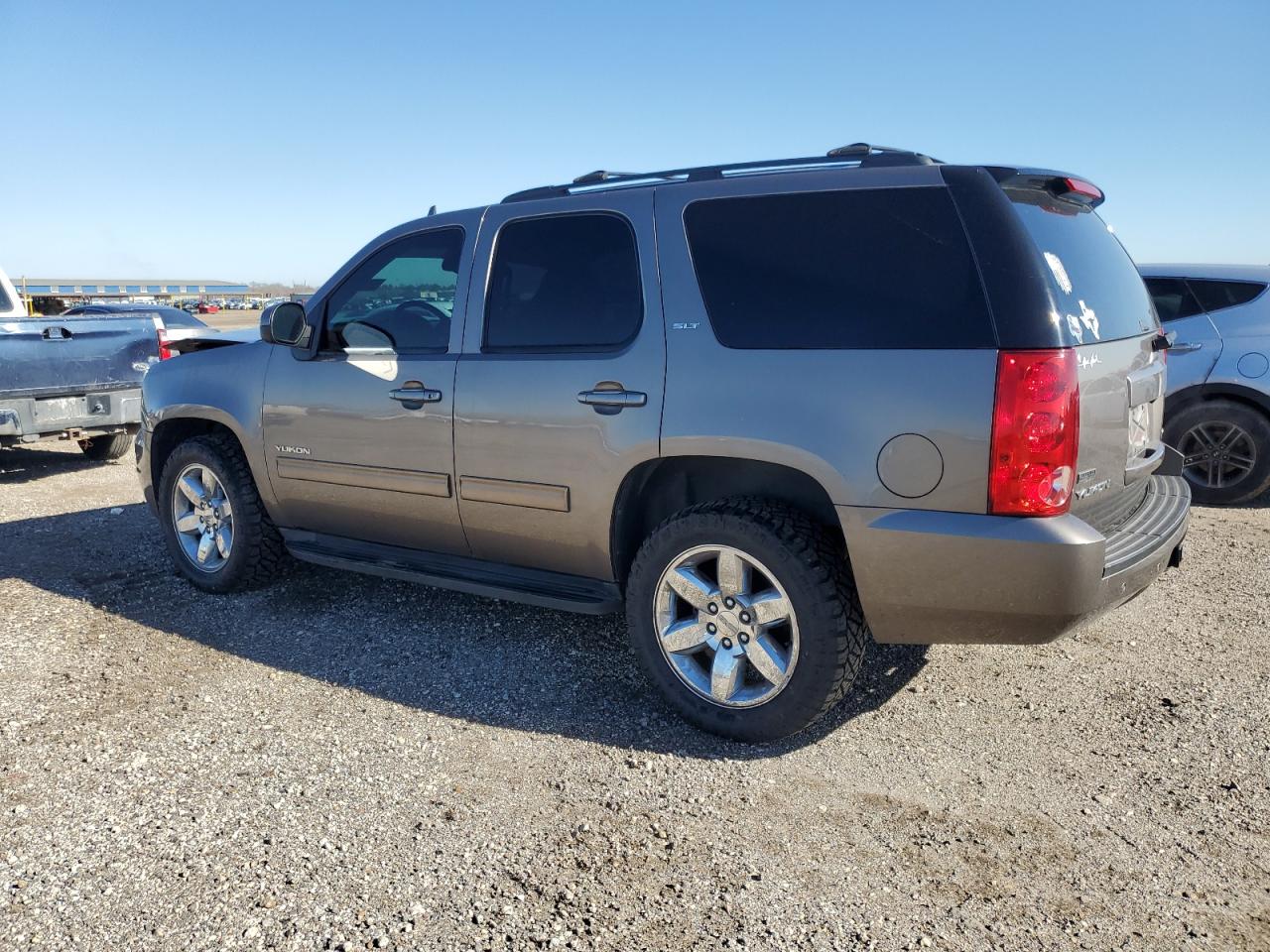 2012 GMC Yukon VIN 1GKS1CE0XCR139265 Copart auction photo, front end / minor dent/scratches damage thumbnail 2