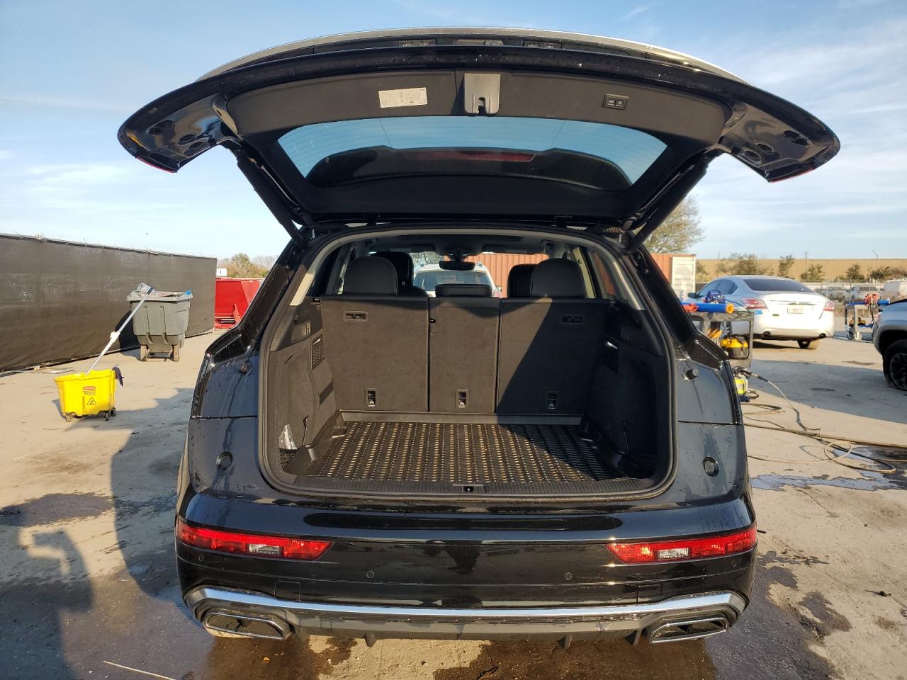 2024 Audi Q5 VIN WA1EAAFY9R2060084 Copart auction photo, front end / side damage thumbnail 6