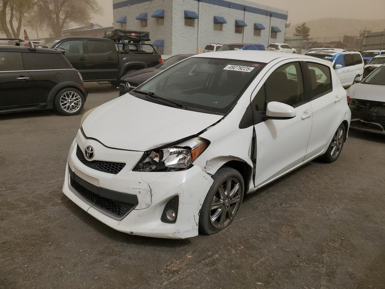 2014 Toyota Yaris VIN JTDKTUD36ED587087 - Copart auction photo